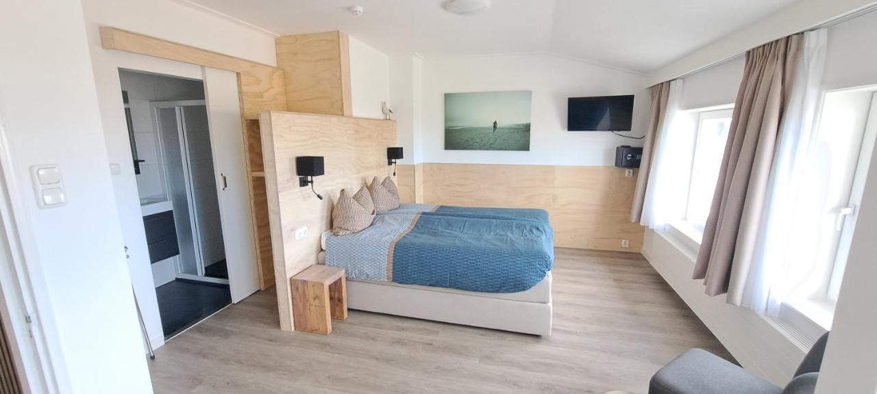 Standard Double Room with Sea View