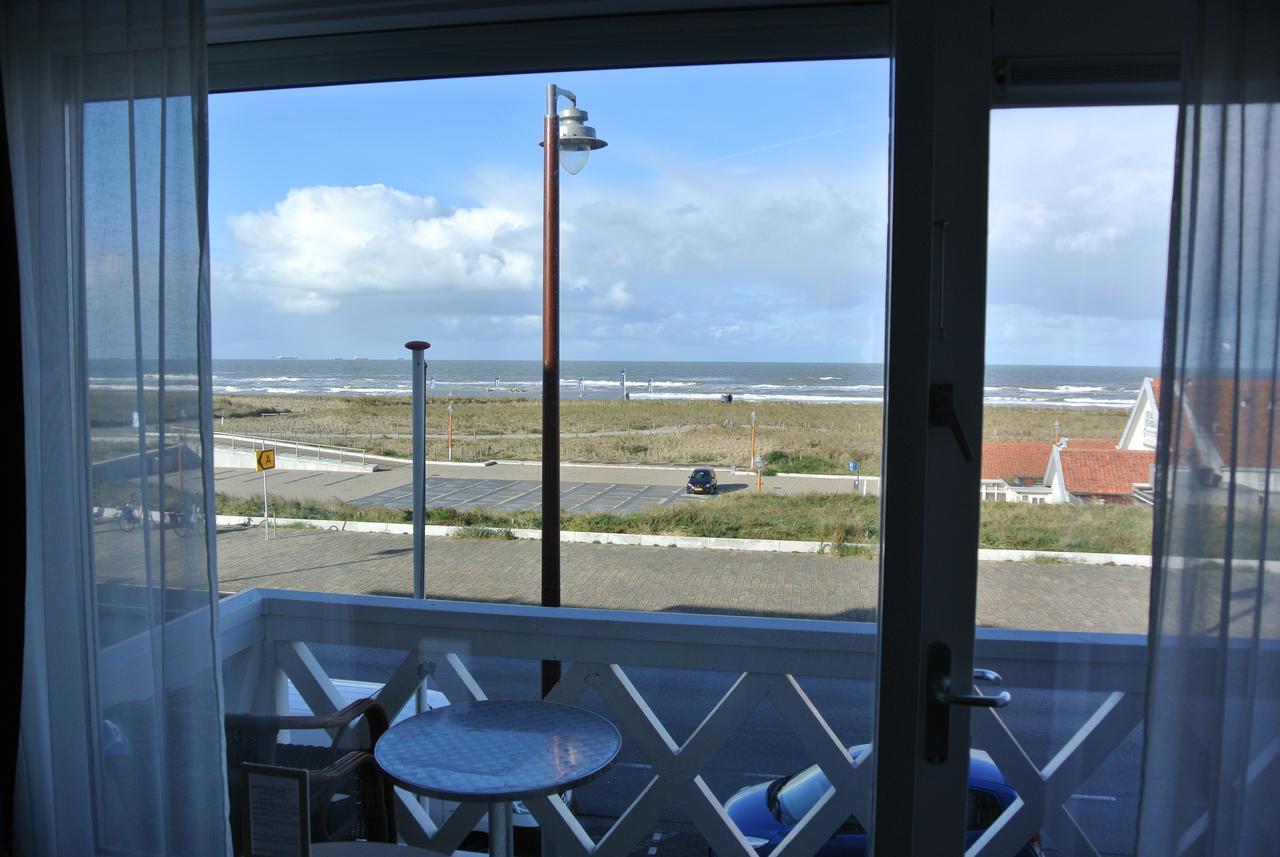 Double Room with Balcony and Sea View